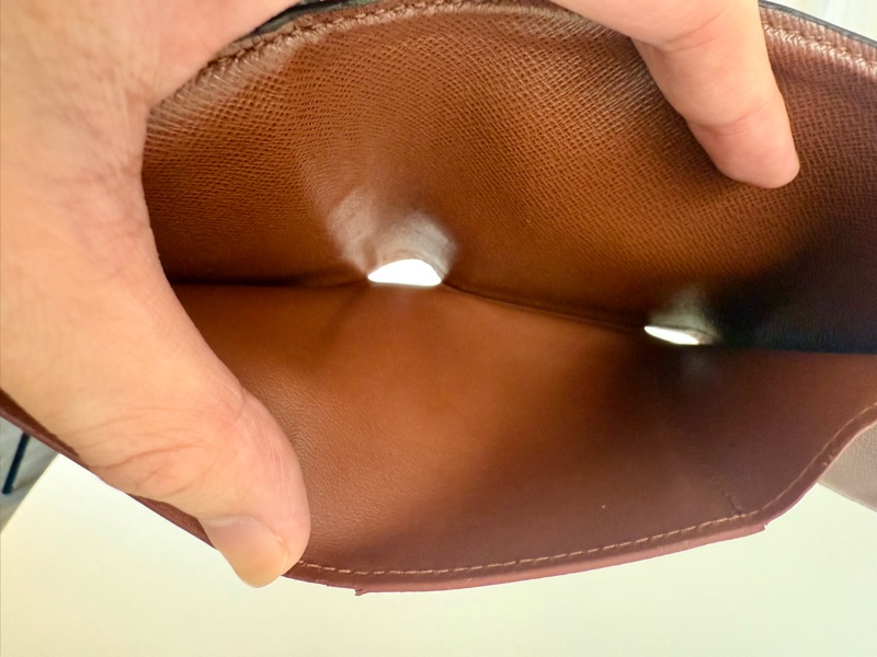 ✔️Louis Vuitton / LV VICTORINE 三折信封零錢袋釦式短夾 M62472-7