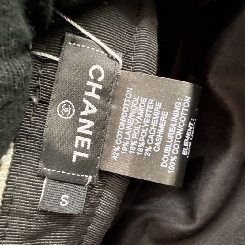 CHANEL 毛呢米拼灰格紋報童帽 S-9