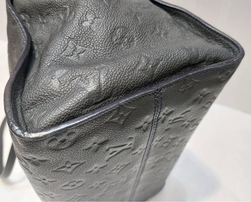 LV  M93410 Lumineuse PM  深藍近黑 壓紋皮 手提包 斜背肩背三用包**買10多萬 割愛39800 買到賺到 85新 #全真皮壓紋這個價格真的隨便用不心疼 #必買-4