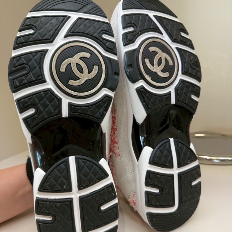 CHANEL 24P粉白毛呢格紋運動鞋 40-6