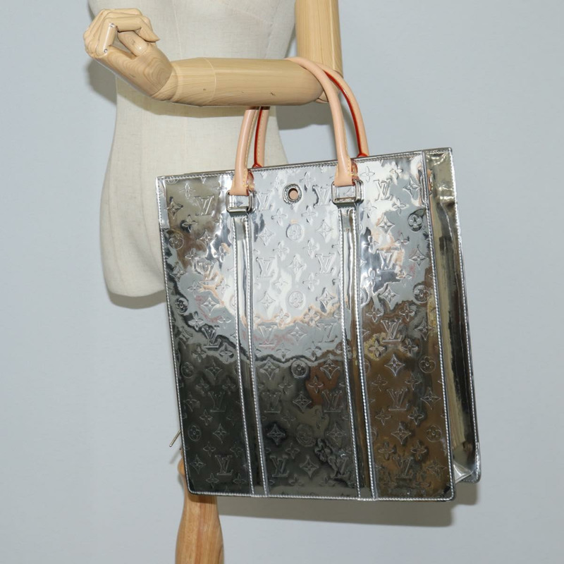 【日本直送】路易威登 Monogram Miroir Sac Plat Bag 銀銀 M45884 LV 正品 nb472M-31