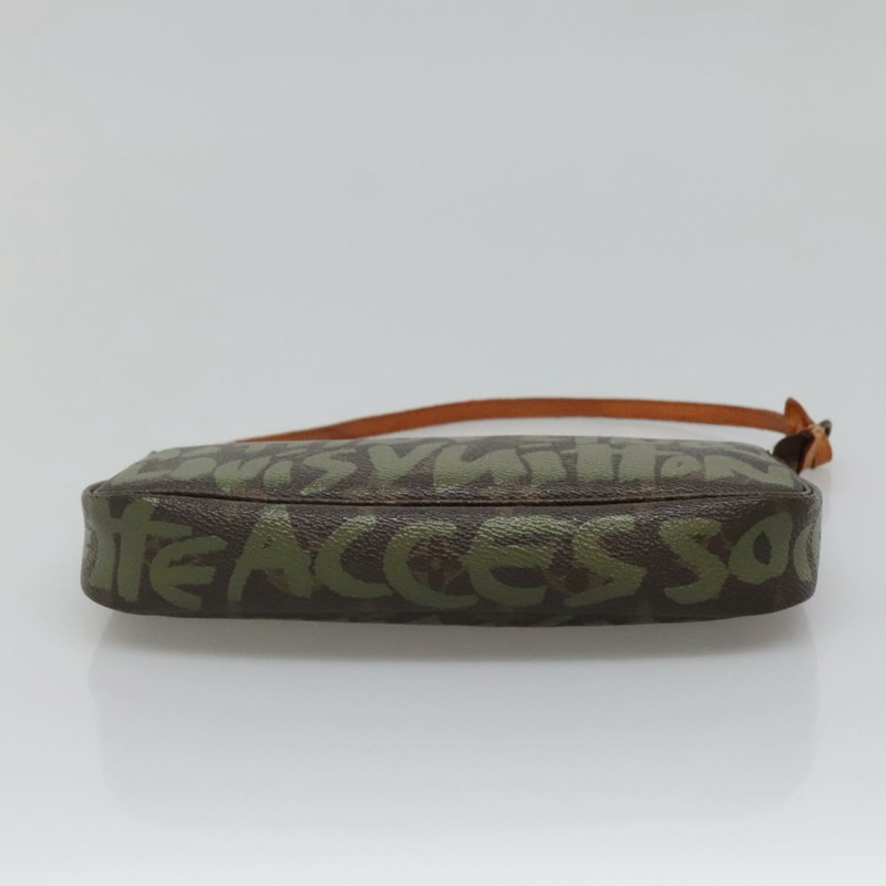 【日本直送】路易威登塗鴉手袋配件袋卡其色 M92191 LV 正品 bs28566-4