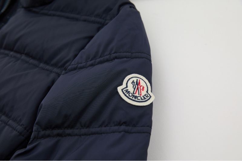 Moncler羽絨服-3