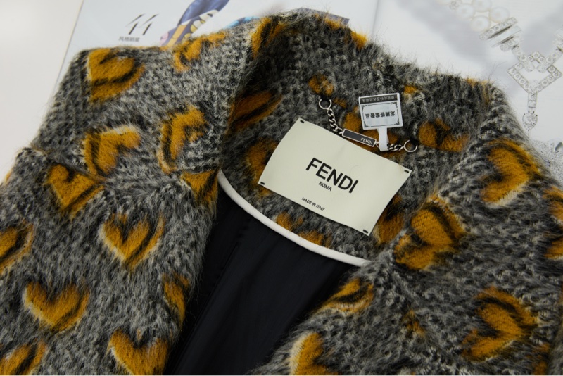 ❤️ Fendi 海馬毛狐狸毛 長款背心-1
