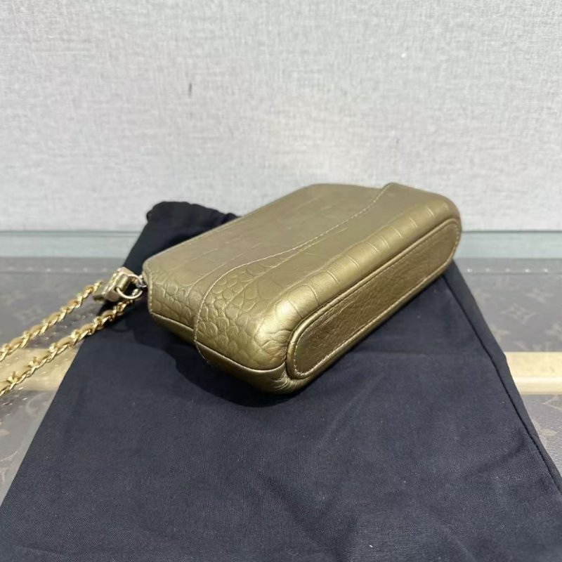 ✨CHANEL 鱷魚壓紋金色流浪mini 18*11*5 98新 配件盒子塵袋購證-2