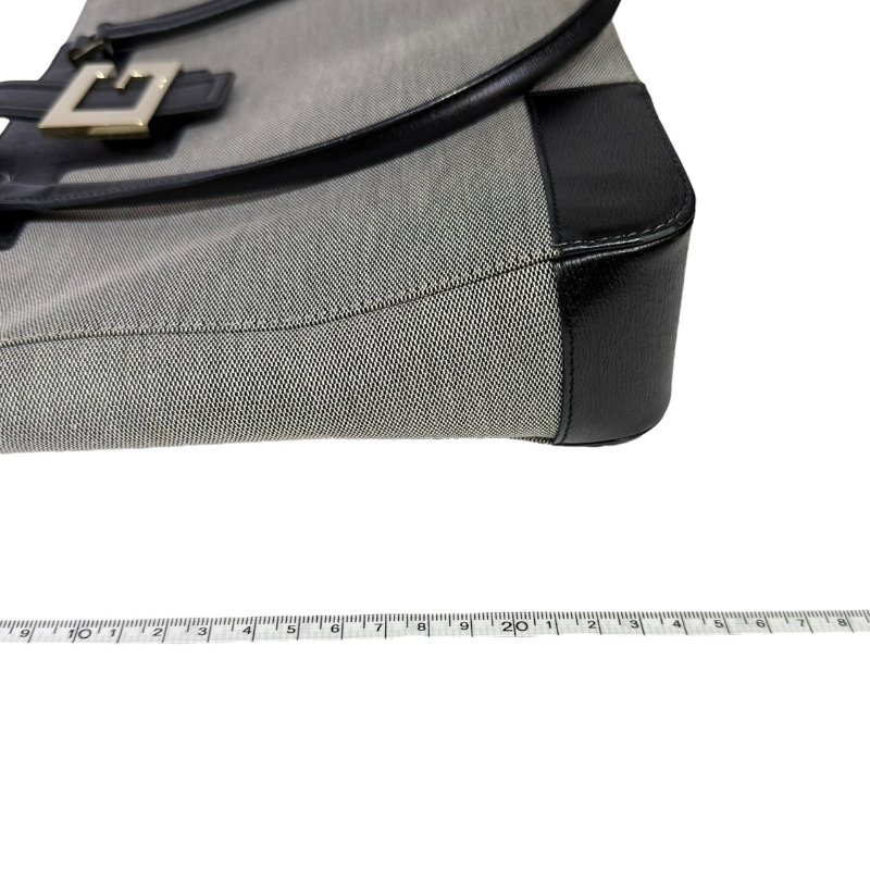 【美收精品】GUCCI 灰色帆布肩背包 3-833-14