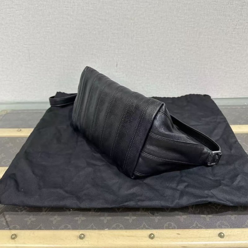 ✨YSL 黑銀油蠟皮腋下包22*15*4.5 98新配件塵袋-2