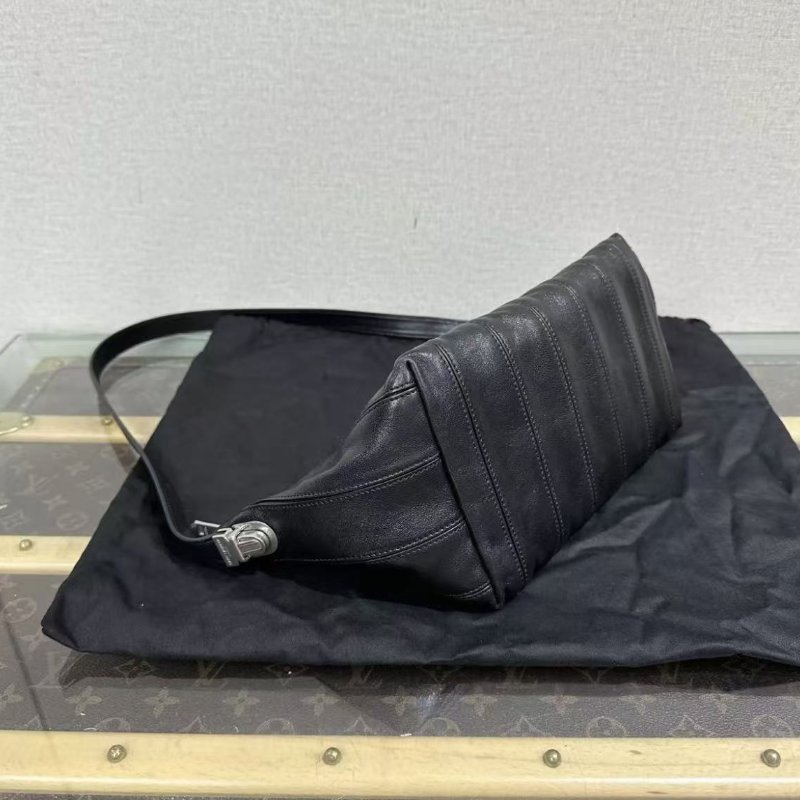 ✨YSL 黑銀油蠟皮腋下包22*15*4.5 98新配件塵袋-4