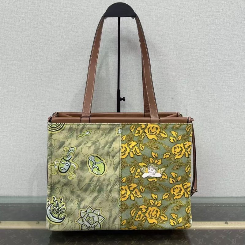 LOEWE 花卉拼焦糖色托特包 34*26*18 99新配件:塵袋-5