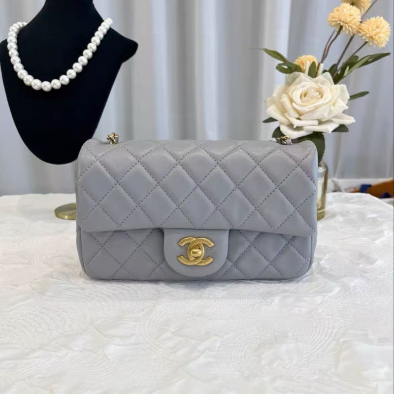 Chanel 21B 灰色羊皮金球cf大mini 芯片款 20*13*99新配件塵袋-1