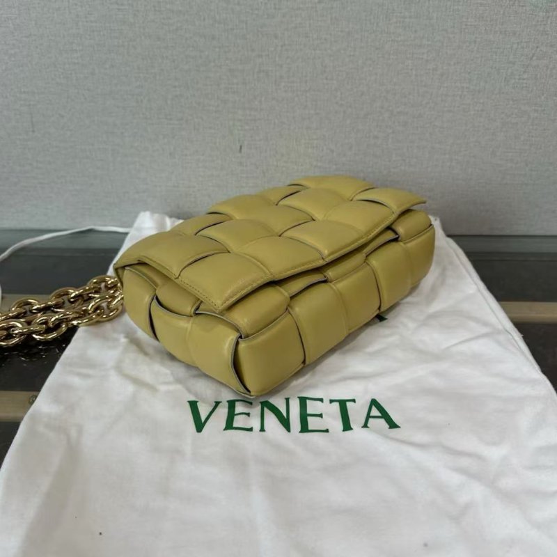 ✨BV 黃色Padded Cassette編織枕頭包25*18*8 98新配件塵袋-2