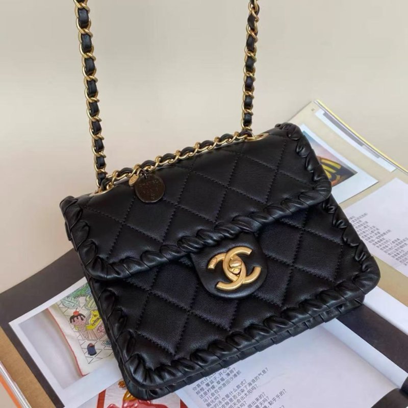 ✨chanel 22c黑金羊皮金幣小號豆腐包 牛皮編織滾邊芯片款19*15*6cm 99新配件塵袋-1