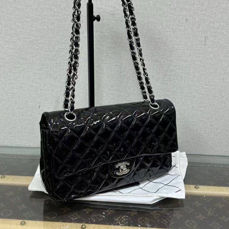 ✨CHANEL 黑銀漆皮CF中號肩背斜背鍊條包25*16*7 98新配件塵袋-1