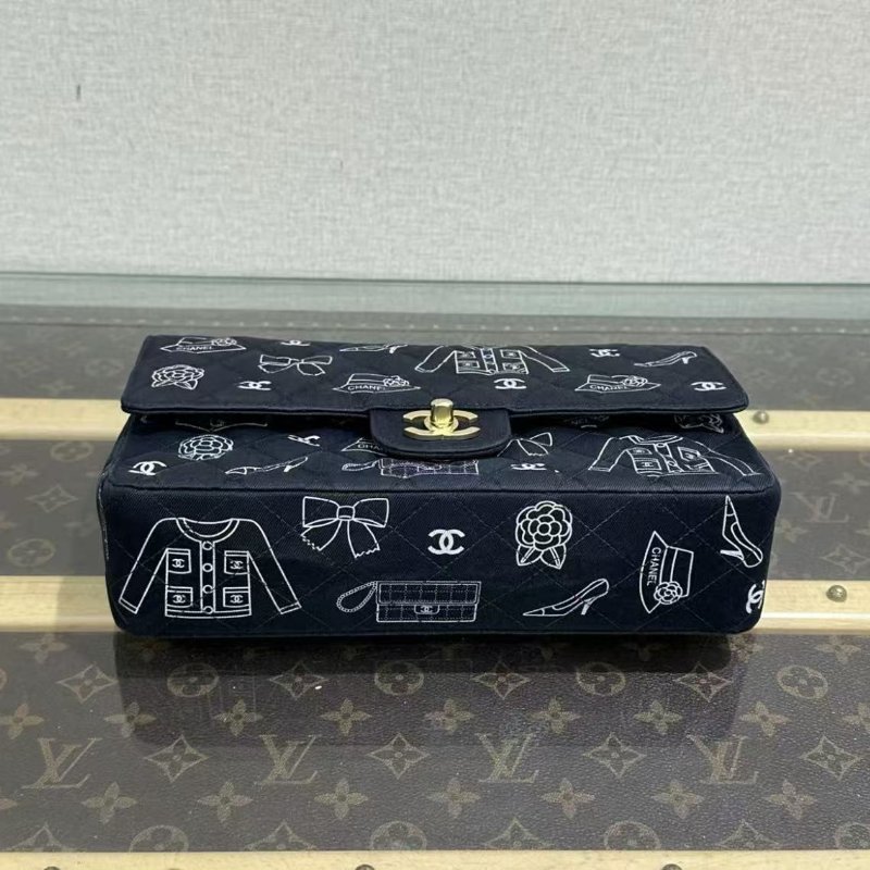 ✨CHANEL CF金扣塗鴉印花肩背斜背包25*15*6 98新配件塵袋保卡-3