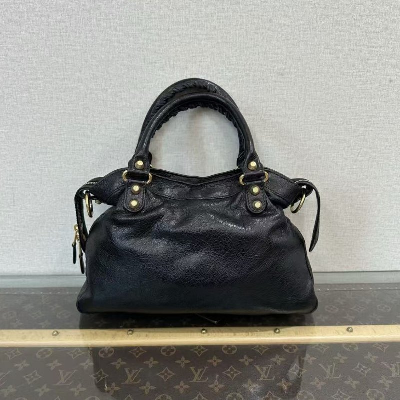 ✨BALENCIAGA 黑金機車手提肩背斜背包 33*22*7 98新配件塵袋-5