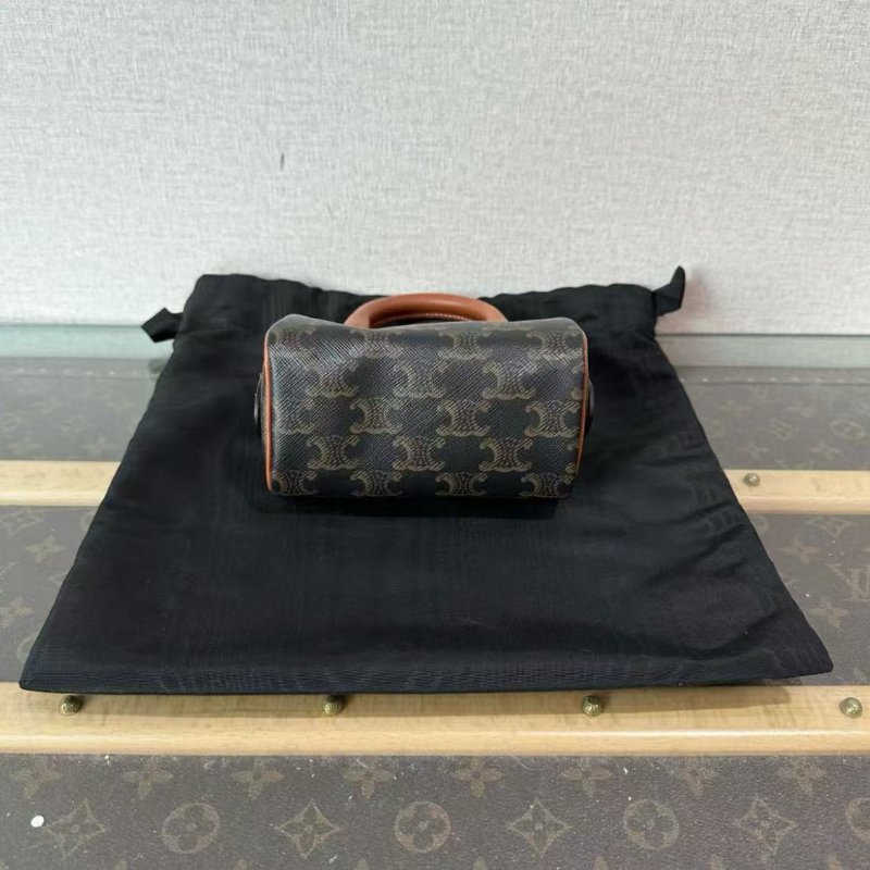 ✨CELINE mini 經典老花波士頓枕頭包 14*9*8 99新配件塵袋-3