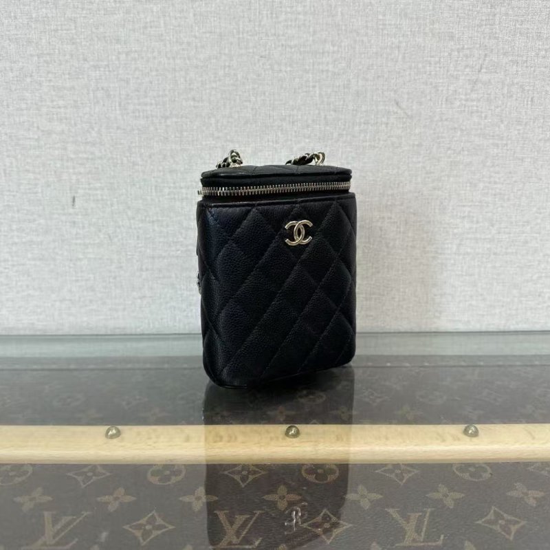 ✨CHANEL 黑金菱格紋肩背斜背菸盒包10*13*4 98新配件塵袋保卡-1