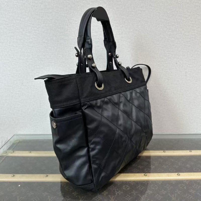 CHANEL 黑銀菱格紋托特包33.5*31*14 98新配件塵袋保卡-1