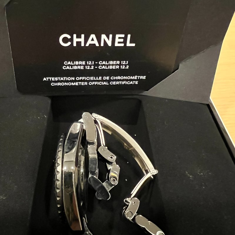Chanel j12 interstellar 限量款腕錶 98新配件盒子保卡台灣購證 原價30幾萬-2