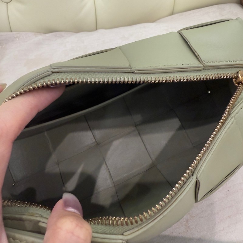 葆蝶家BV brick cassette 綠色肩背包 手提包-17