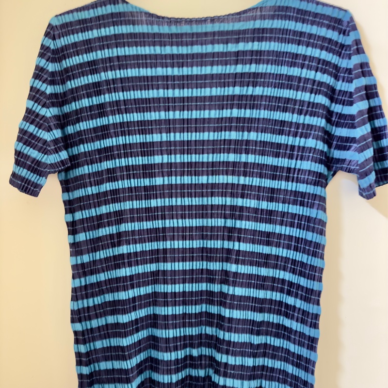 三宅ㄧ生 P.P 短袖上衣4號 二手品-1