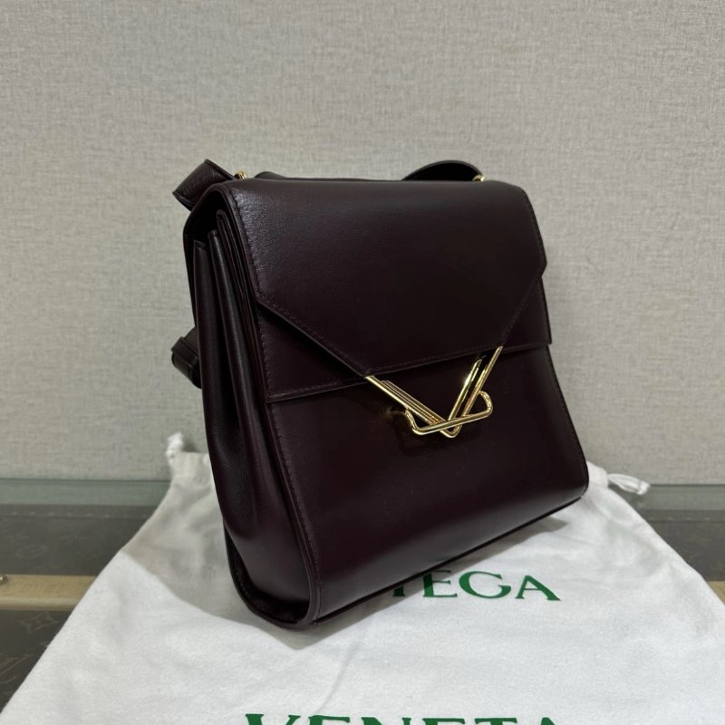 BV 翻蓋三角扣肩背斜背郵差包22*21.5*7.5 98新配件塵袋購證-1