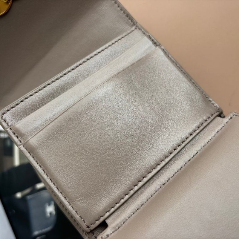 ::CELINE:: TRIOMPHE 大象灰牛皮翻蓋錢包 金凱旋門LOGO釦式短夾 三折短夾 內零錢袋-21