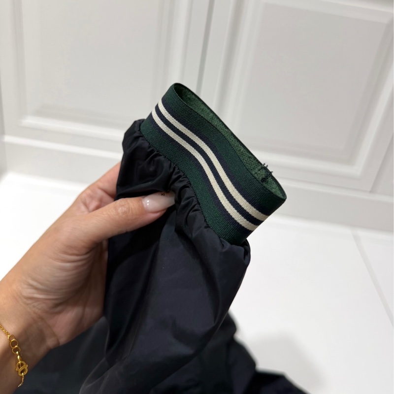 moncler 海軍藍 深藍 連帽外套 風衣外套 夾克 防風外套 外套-10