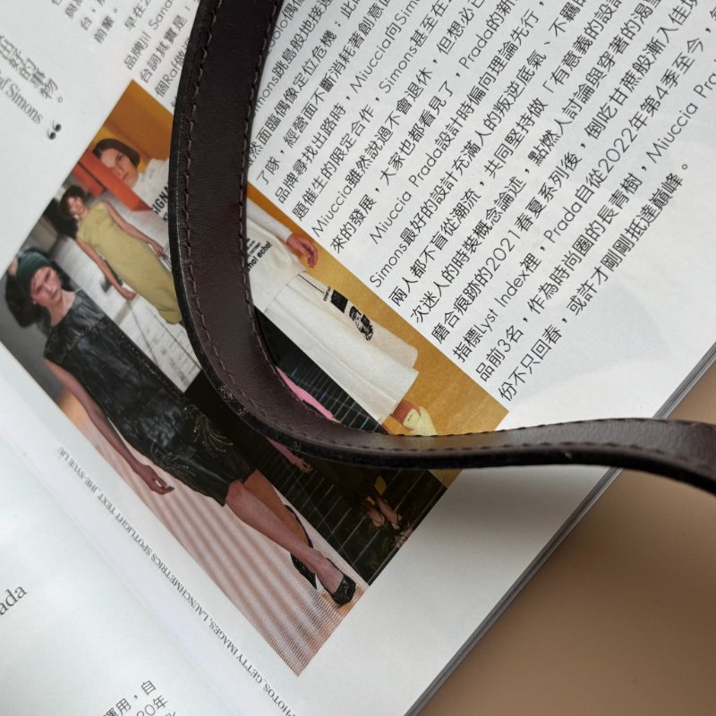 ::FENDI:: 銀釦!!經典花紋小款法棍 肩背包 腋下包 VINTAGE 手提包-21