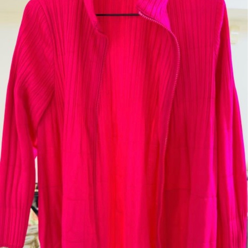 三宅ㄧ生P.P 粉桃紅拉鏈有領雙層外套3號二手-7