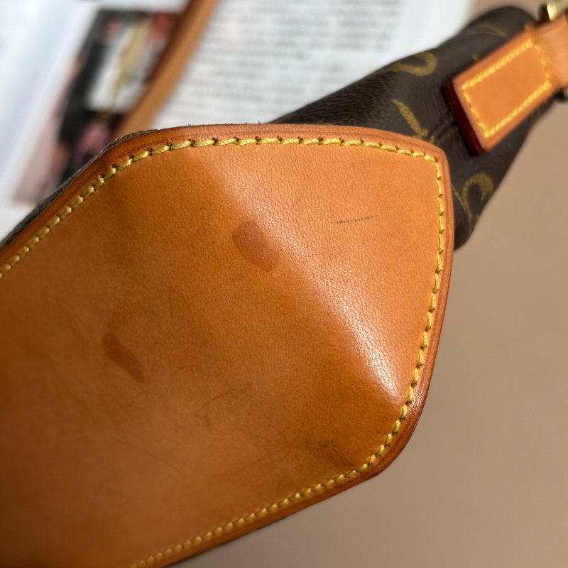 ::LOUIS VUITTON:: LV M51240 Trotteur經典花紋 皮革背帶斜背包 帆船包-15