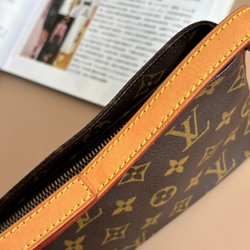 ::LOUIS VUITTON:: LV M51240 Trotteur經典花紋 皮革背帶斜背包 帆船包-21