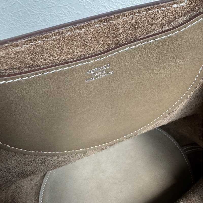 Hermes 大象灰豬鼻菜籃包-7