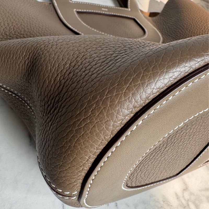 Hermes 大象灰豬鼻菜籃包-15