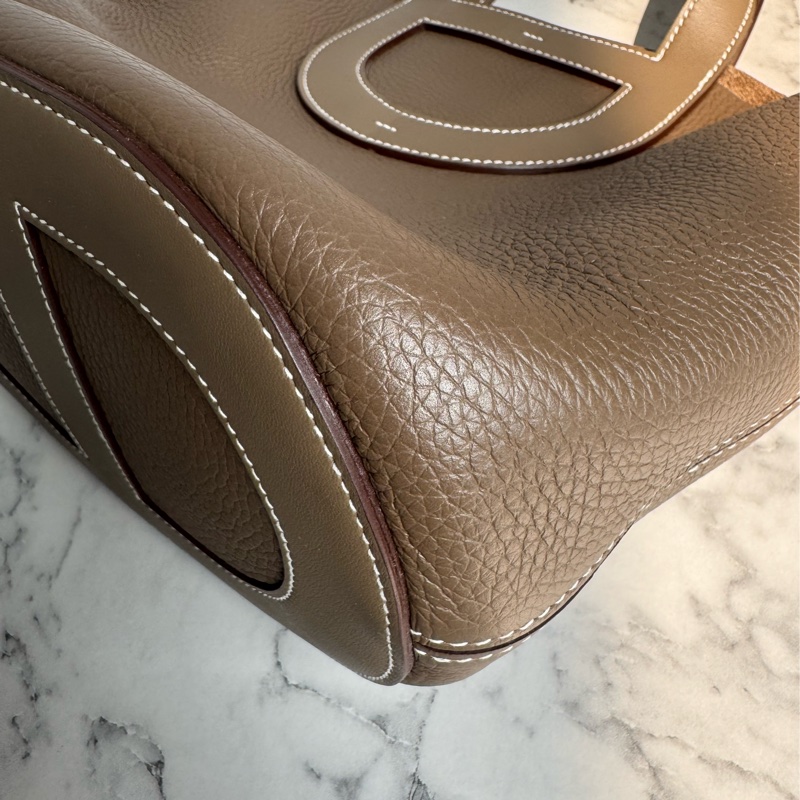 Hermes 大象灰豬鼻菜籃包-16