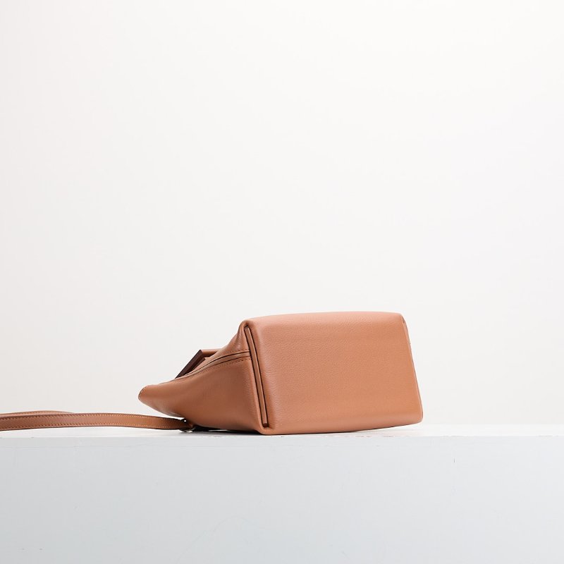 Hermès mini 2424 金棕銀扣B刻-3