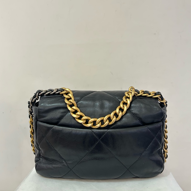 CHANEL黑金Logo 19Bag 26cm-2