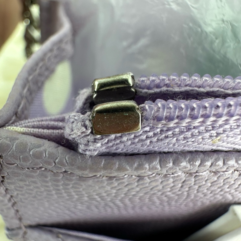 CHANEL 24P 紫色鏤空字母銀扣 荔枝牛皮WOC-12