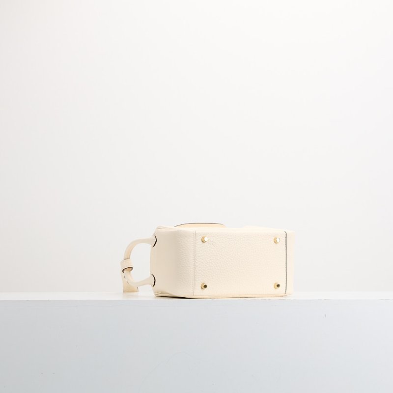 Hermès mini Lindy奶油白金扣-4