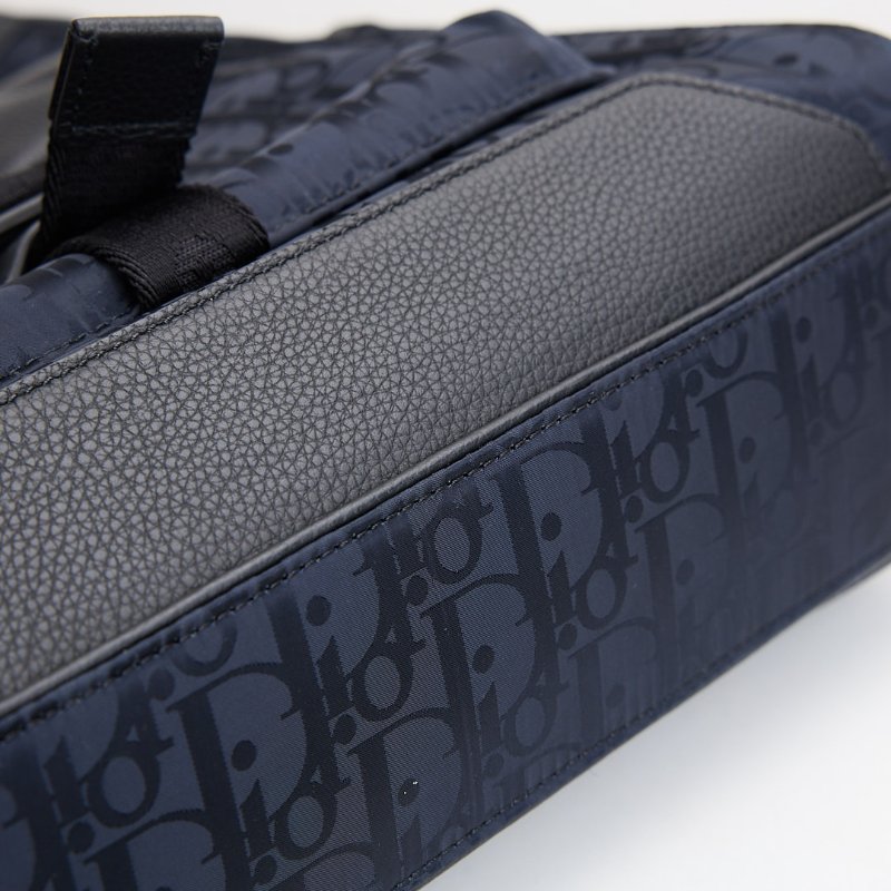 DIOR Oblique Mirage 男款手提斜背托特包-5