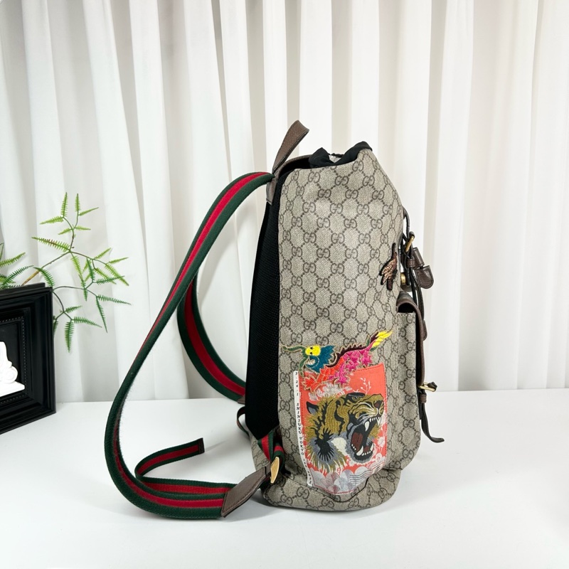 GUCCI Courrier米色塗層帆布老花刺繡雙肩包 後背包 金色五金-3