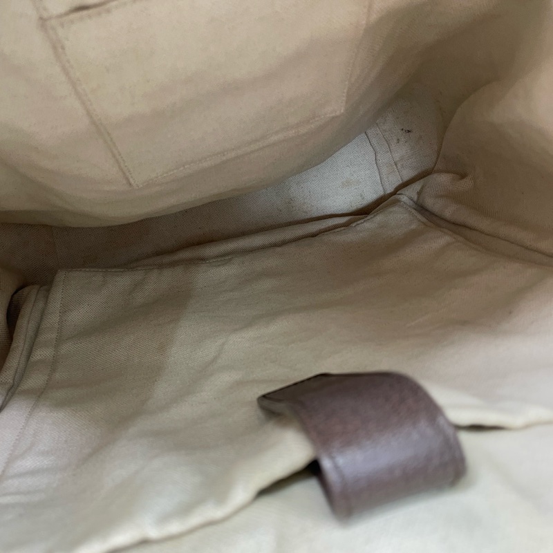 GUCCI Courrier米色塗層帆布老花刺繡雙肩包 後背包 金色五金-4