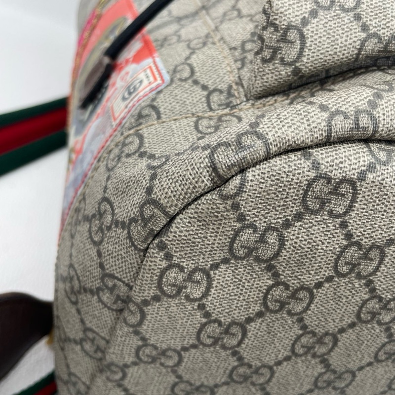 GUCCI Courrier米色塗層帆布老花刺繡雙肩包 後背包 金色五金-14