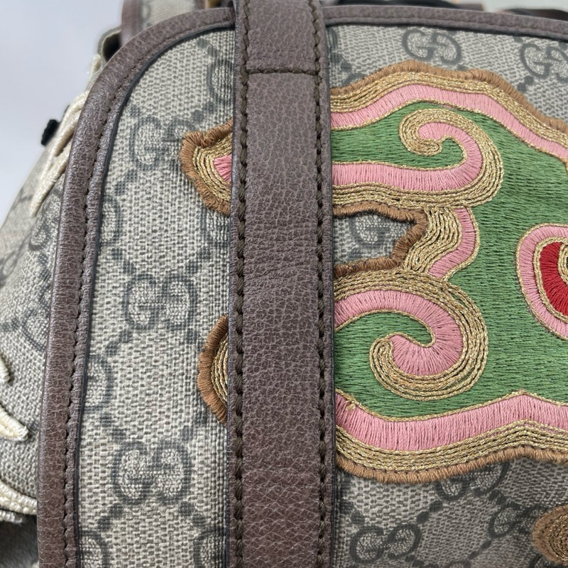 GUCCI Courrier米色塗層帆布老花刺繡雙肩包 後背包 金色五金-22