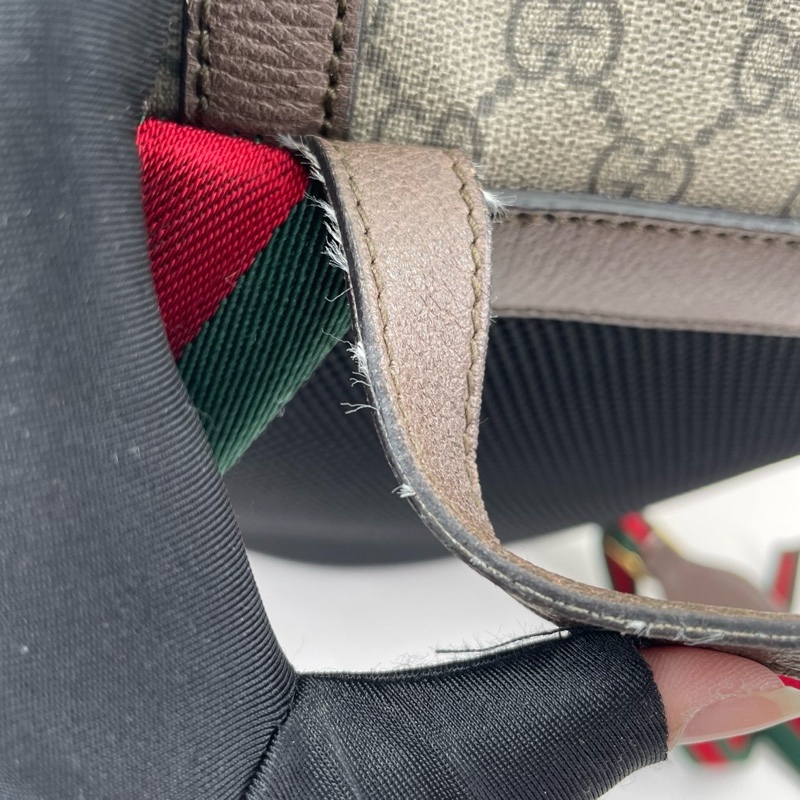 GUCCI Courrier米色塗層帆布老花刺繡雙肩包 後背包 金色五金-25