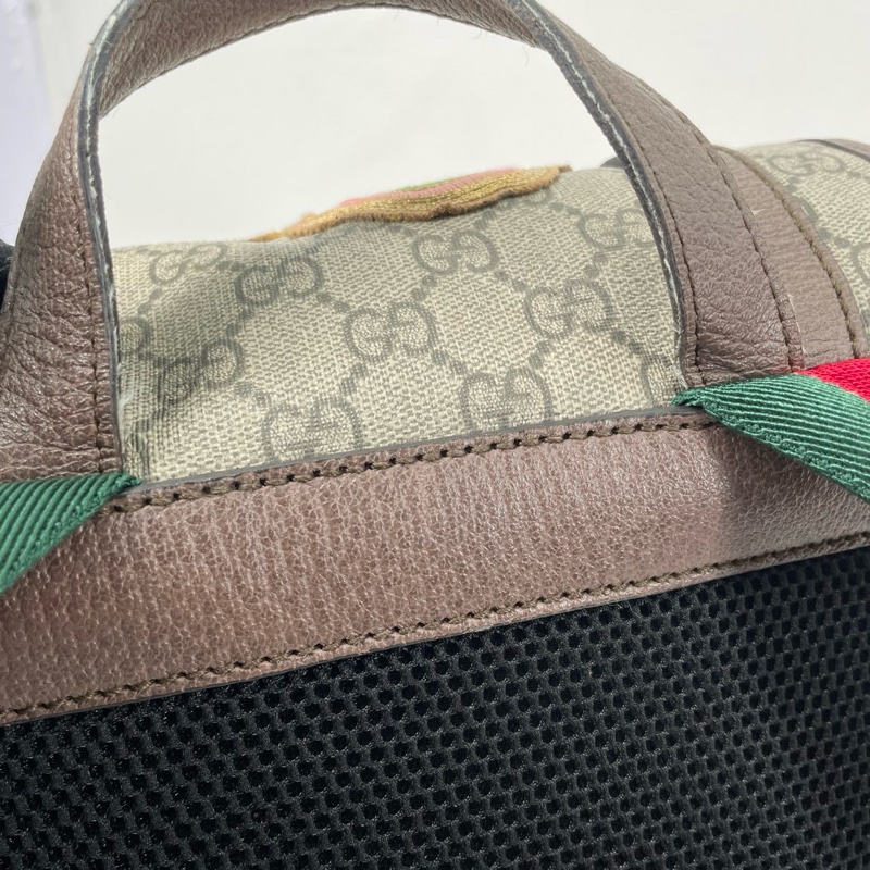 GUCCI Courrier米色塗層帆布老花刺繡雙肩包 後背包 金色五金-26