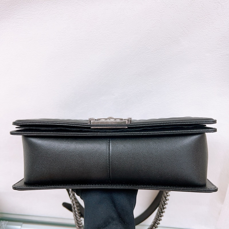 Chanel boy 25 黑銀荔枝牛皮 中號鏈條包-2