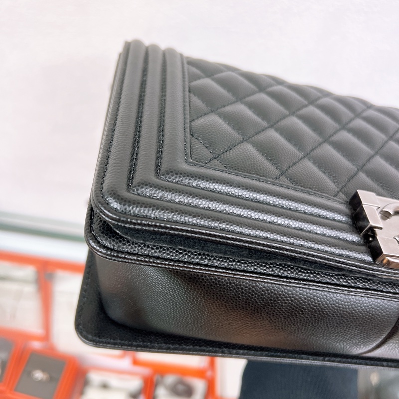 Chanel boy 25 黑銀荔枝牛皮 中號鏈條包-4