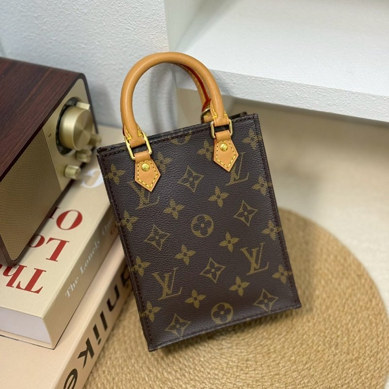 🏷️LV．Petit Sac Plat 琴譜包 M81295-1