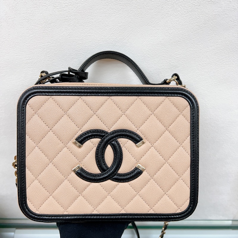 近新 Chanel filigree 21cm 黑拼米牛皮 雙C相機包/盒子包-1